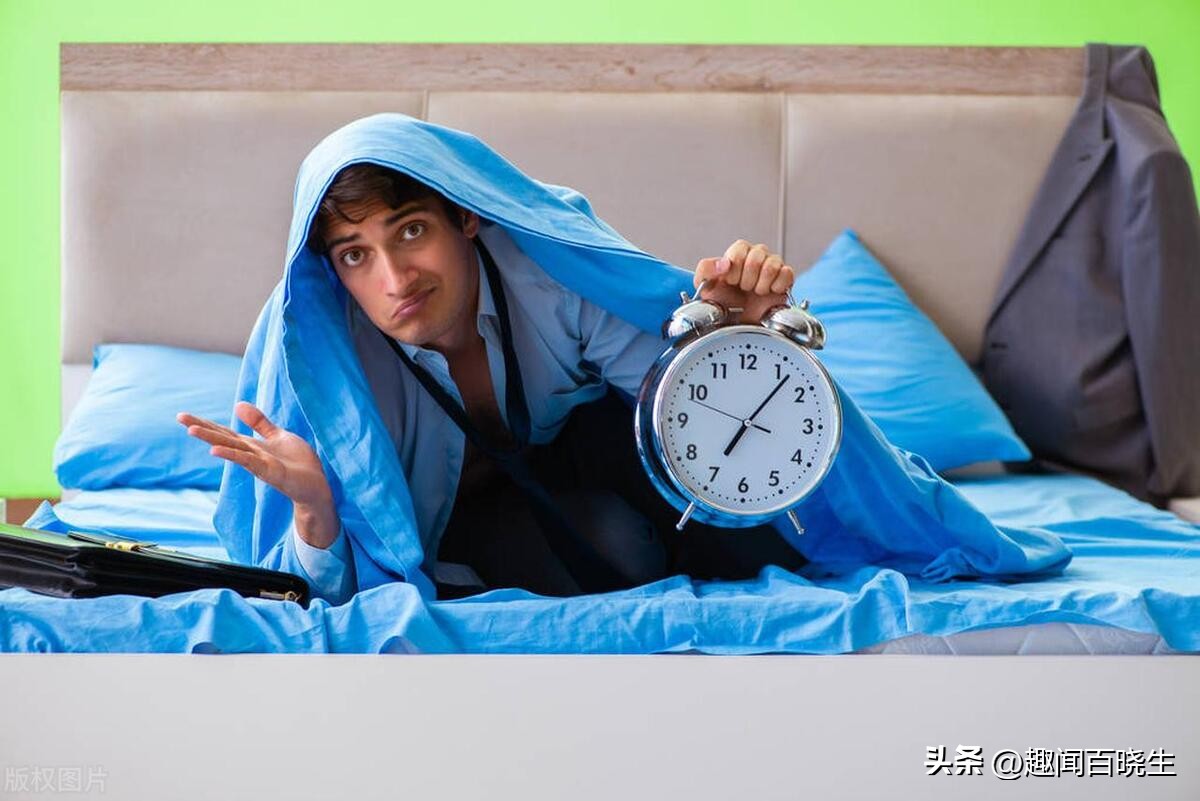 男人梦见自己生孩子好不好，梦境背后的深层含义与心理解析