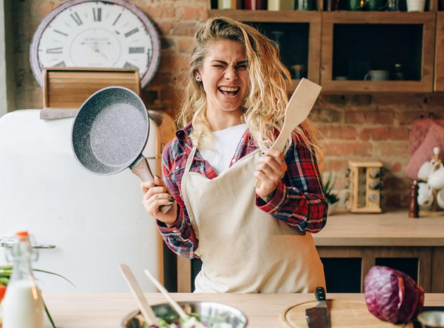 梦境的触碰，解析梦见陌生人搭自己肩膀的深层含义