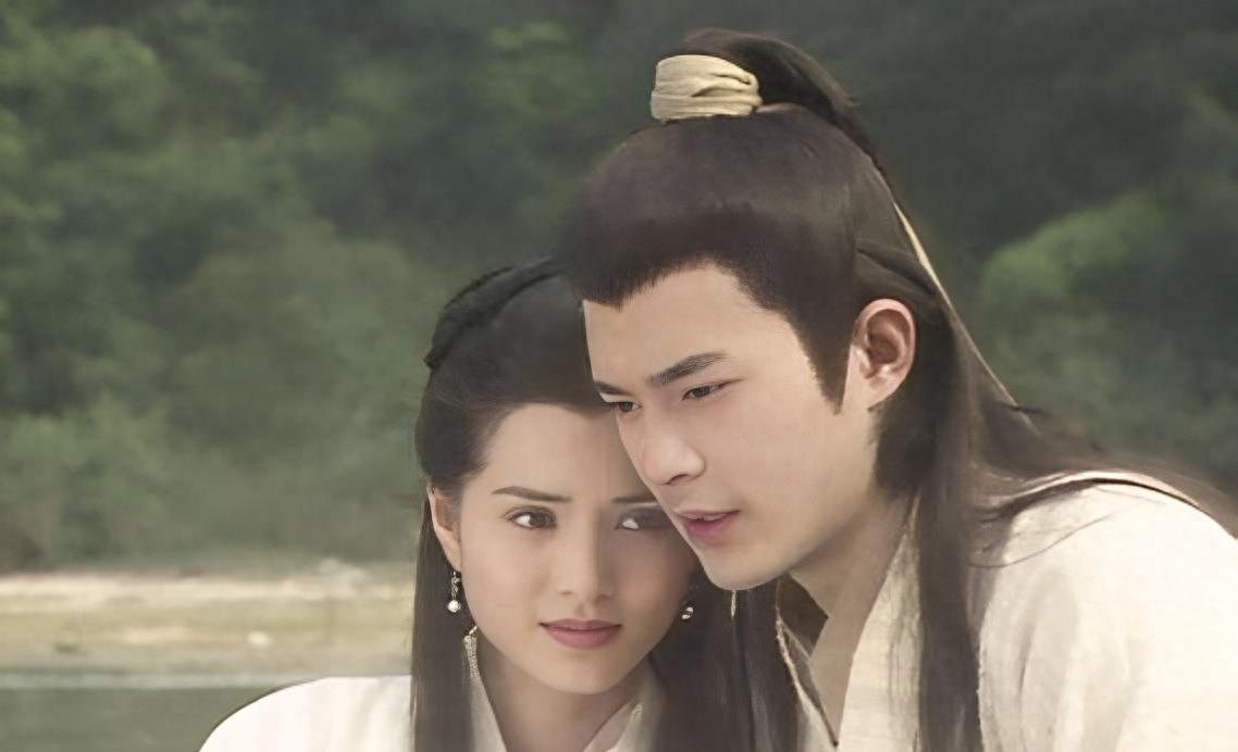 梦境中的情愫，解析梦见爱上一个男人的深层含义