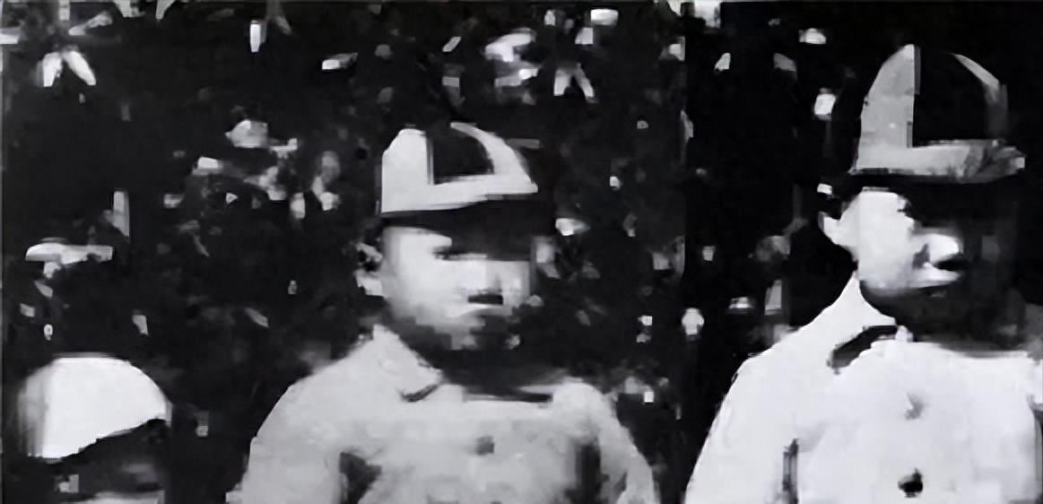 梦境解析，梦见哥哥给我剪头发——情感纽带与自我形象的预兆