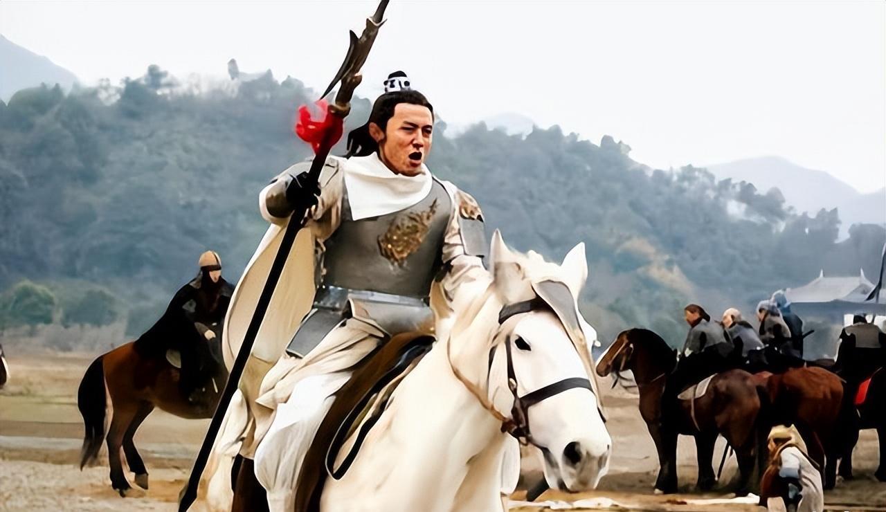 梦到被蛇追赶，潜意识的警钟与内心深处的探索