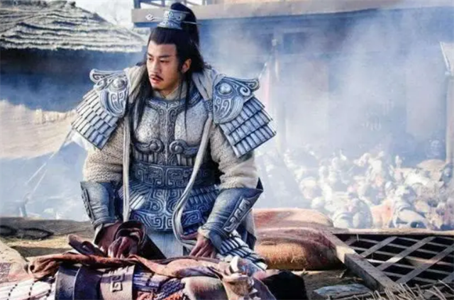 梦见下雨下雪，双重天象的梦境解析与心理暗示