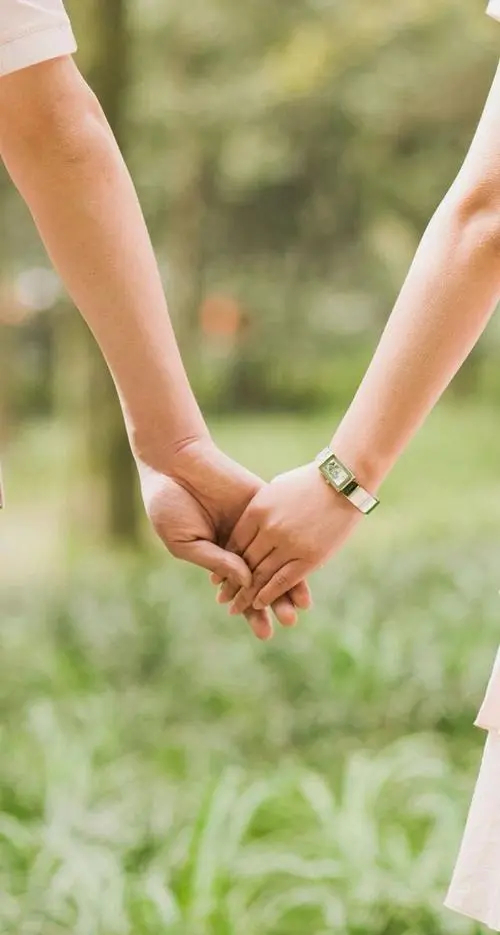 梦的迷雾，老公梦见自己出轨的心理解析与情感启示