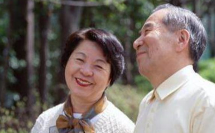 梦的裂痕，解析请问梦到地震地有裂缝的深层含义