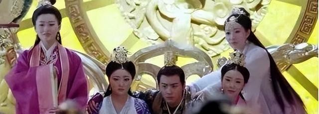 梦境交织，逝去与生存的幻象——解析梦见逝去的人活着及活着的人变成鬼的深层含义