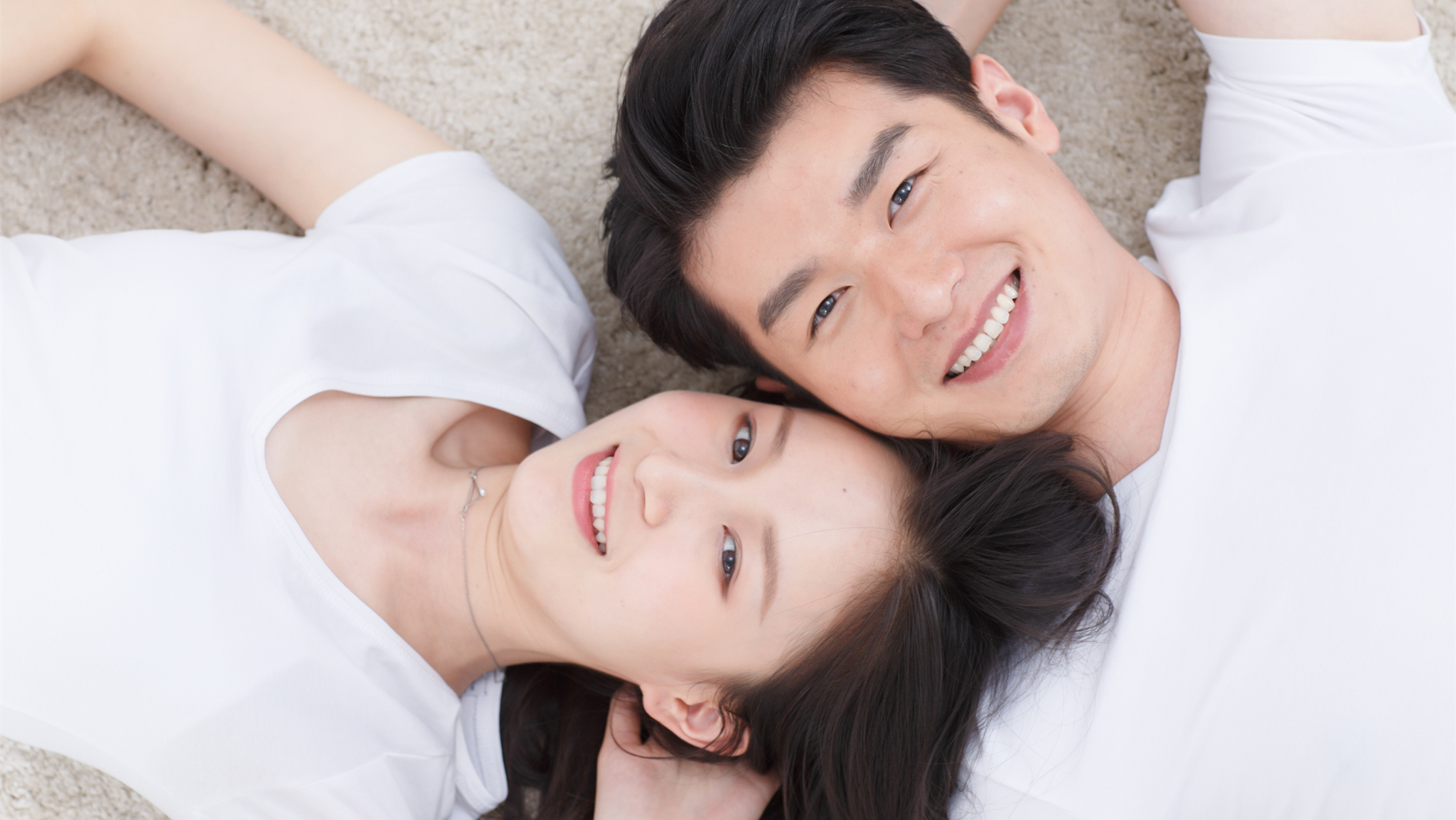 餐厅里的笑语与未尽的情缘，一场关于释怀与期待的梦境解析