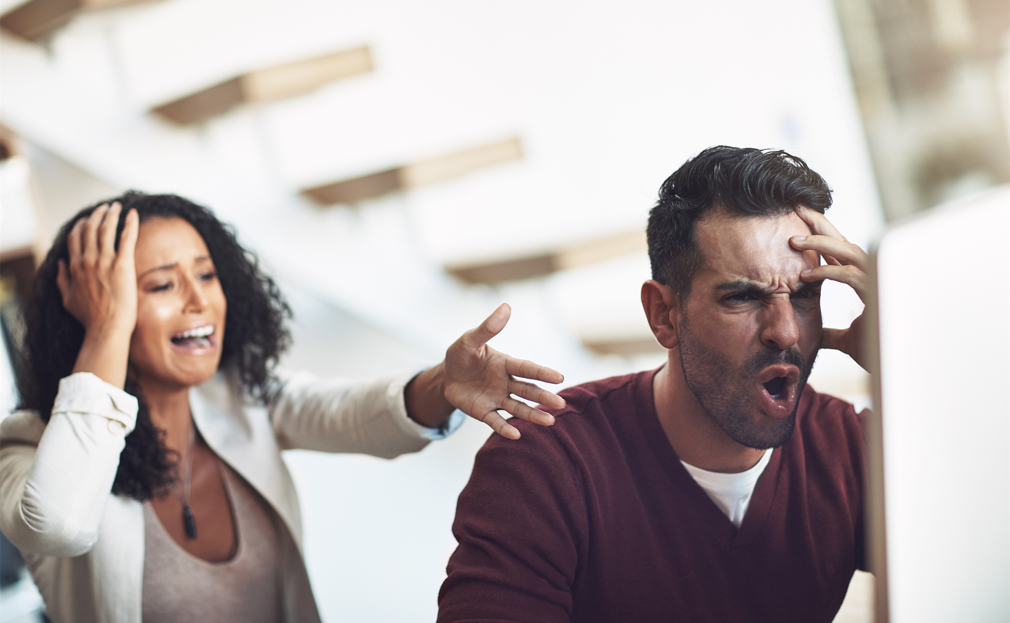 梦境交织的情感纠葛，前男友的现任女友，我该如何释怀？