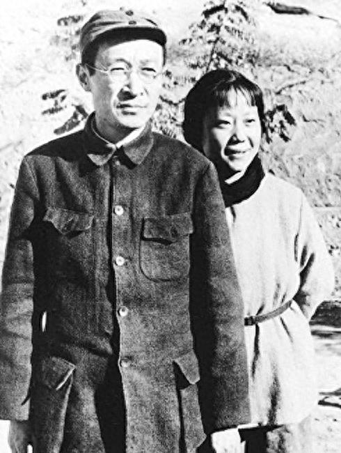 周公解梦，梦见自己关心老公，他却为何不高兴？