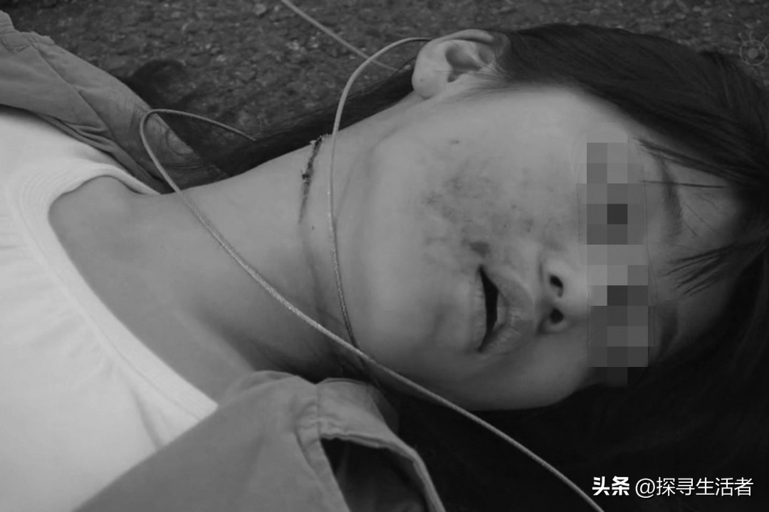 梦境迷雾，解析梦到自己去帮别人抬死人的深层含义