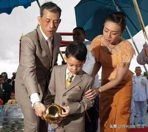 梦中重逢，离婚后的心灵纽带——解析梦到离婚的老公来访的深层含义