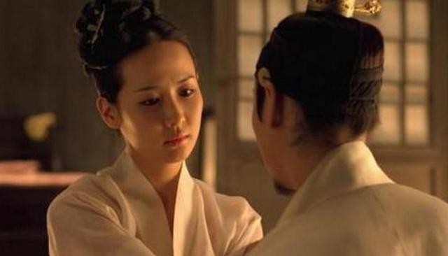 昨晚做梦梦见老公在外面又成家，解读梦境背后的深层含义