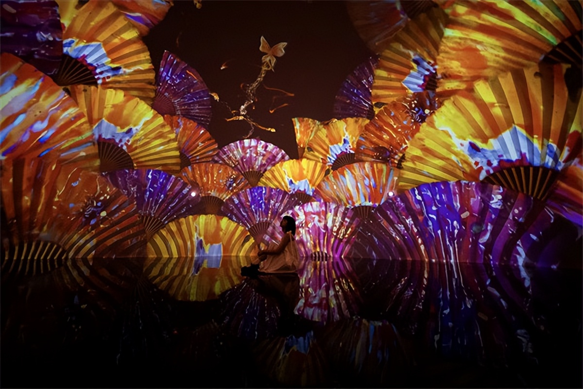 梦境解析，梦到掉头发——象征重生与自我更新的神秘之旅