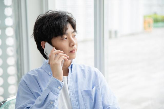 分手后梦境的启示，女友母亲离世之谜与情感解析
