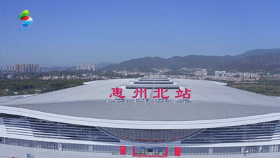 飞翔之梦的隐喻，解析做梦梦到自己飞是怎么回事背后的心理密码