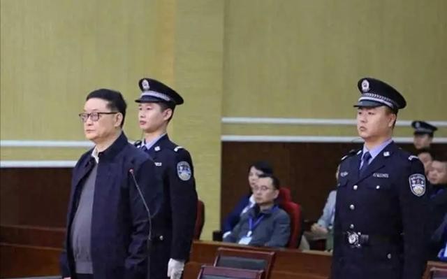 梦到自己打针，潜意识中的隐喻与心理解析
