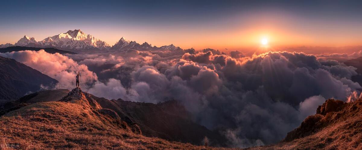 梦境中的温情传递，梦见给去世爷爷烧衣，火势旺盛的深层寓意