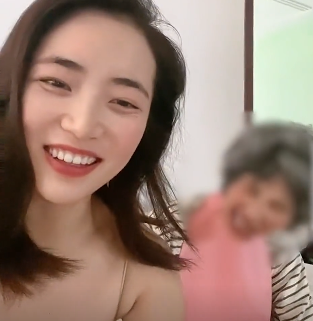 周公角梦，梦到自己妈妈出车祸的深层解析与心灵启示