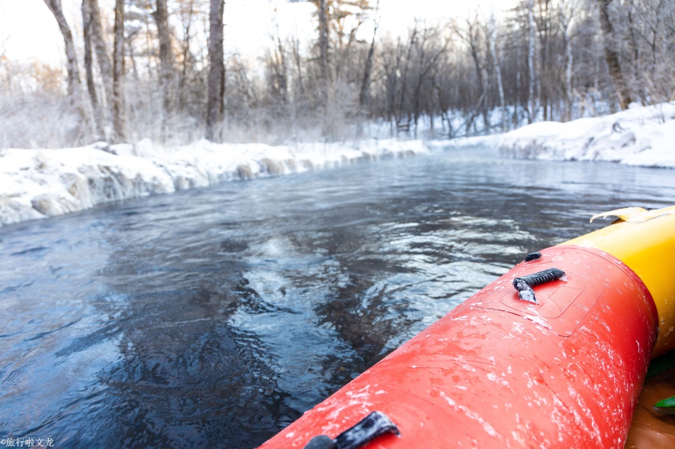 原版周公解梦，探索水里漂流的梦境奥秘