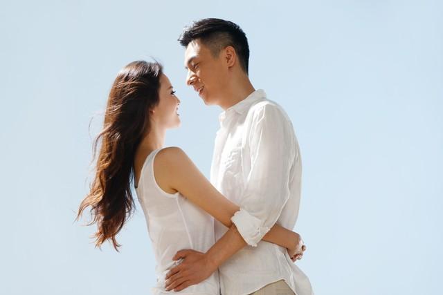 已婚女人梦见老公要跟自己离婚，梦境背后的深层含义与心理解析
