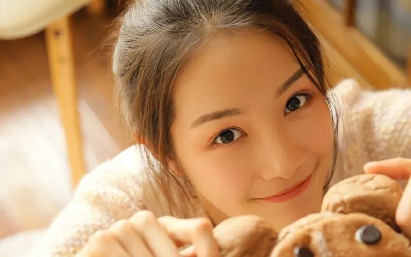 被送入军营的侯府嫡女小说