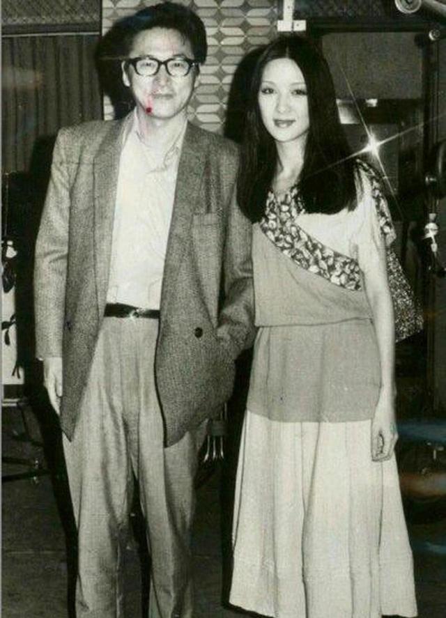 梦境交织的情感纠葛，前男友回归与现任男友的新恋情