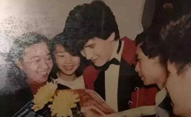 梦境回响，解析最近总是梦到前女友的深层含义