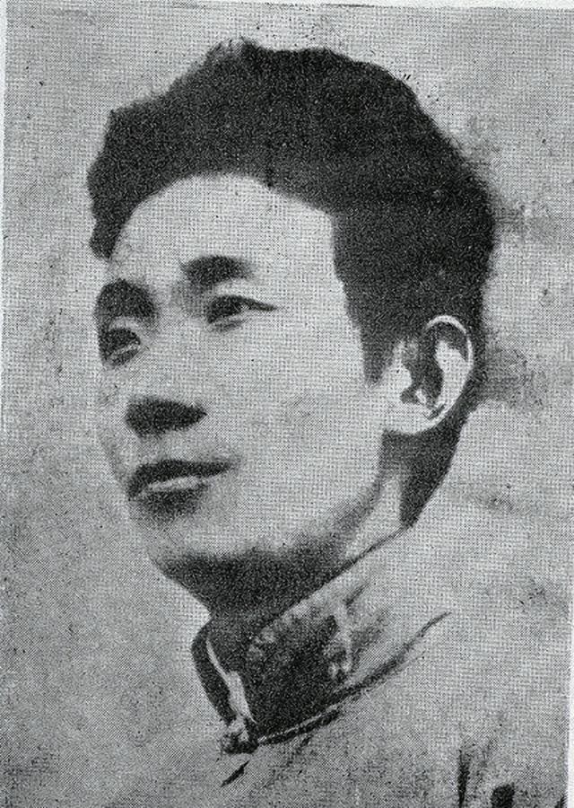 梦境的迷雾，当梦中遇见喜欢的人与另一女子相依