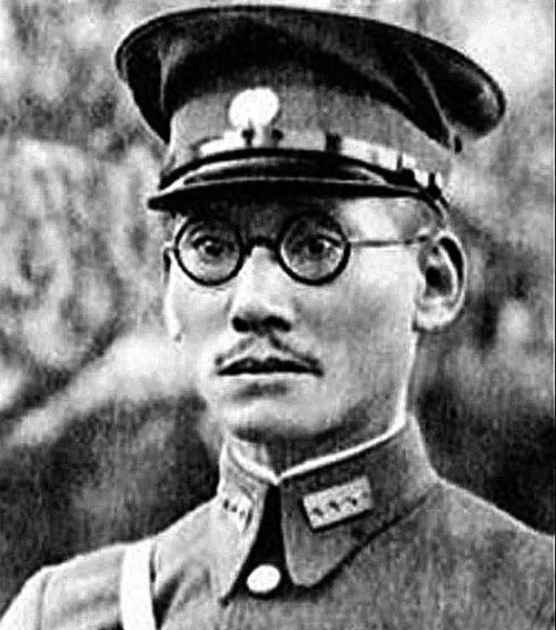 梦见别人生了个女婴快满月了，梦境背后的深层含义与解析