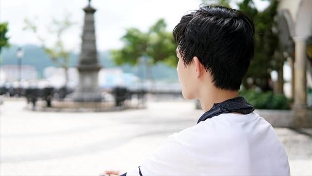 梦境的迷雾，解析梦见男朋友坐车远去不要我了的深层含义