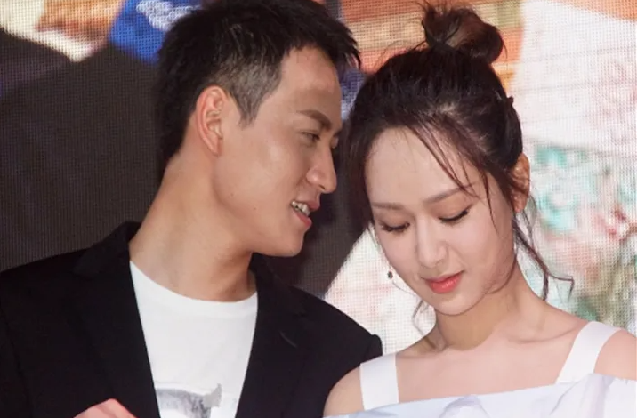 梦境与情感，解读梦见男友提分手的深层预兆