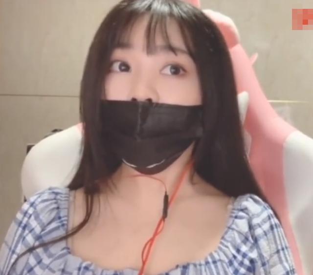 一条小团团“刑满释放”：直播界的风云回归