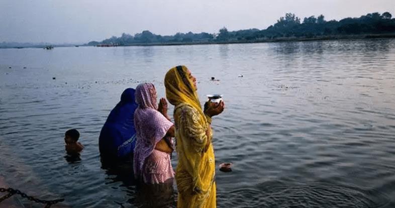 跨越生死的呼唤，梦中父亲与肉食的寓意