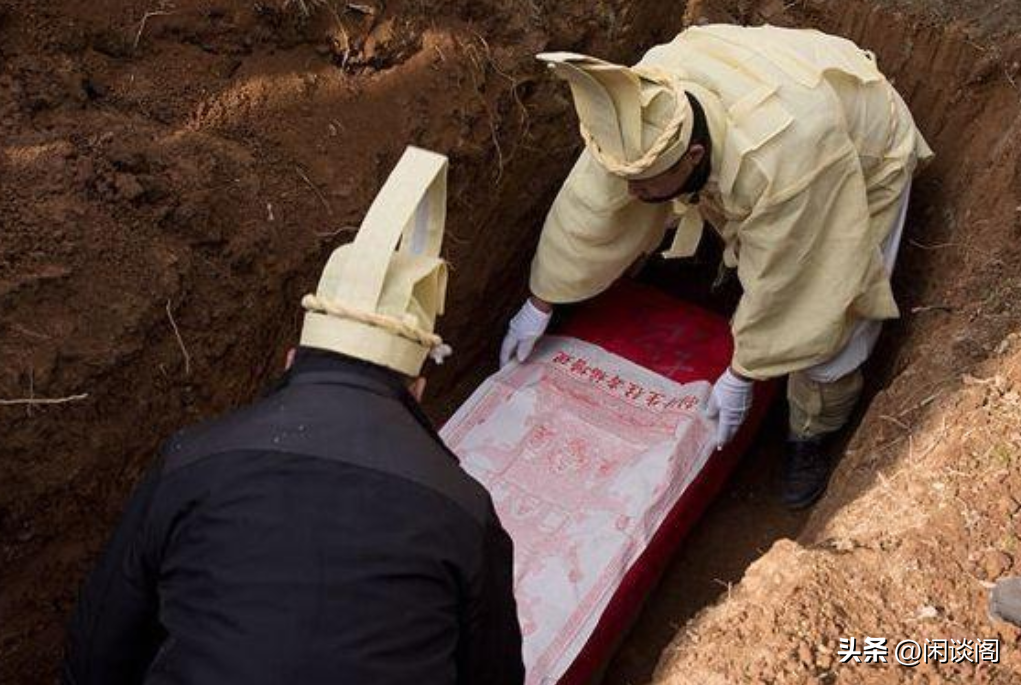 梦见白棺材，周公解梦背后的深层含义