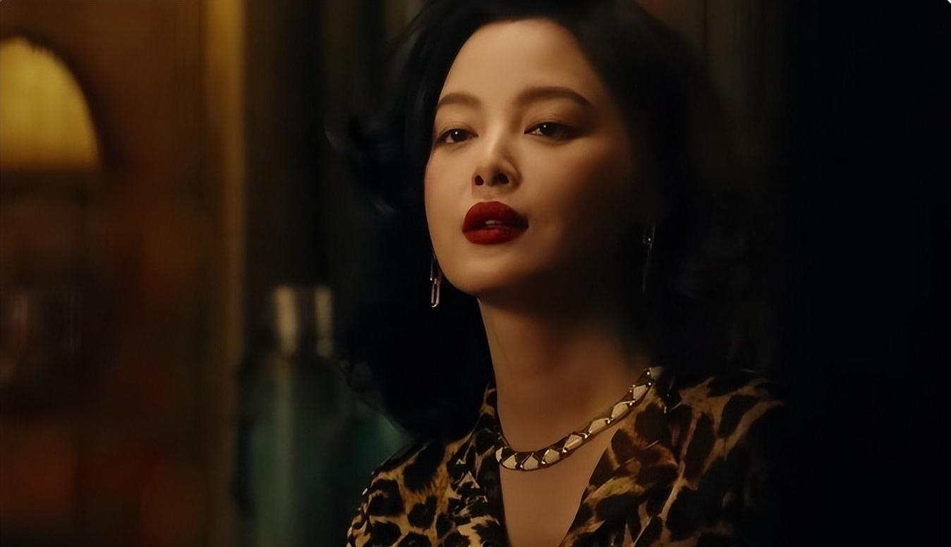 揭秘梦境奥秘，梦见家里有女鬼被老公抱出去，究竟意味着什么？