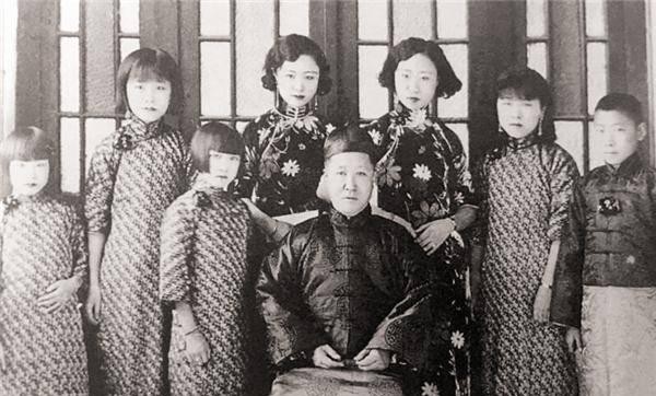 为什么总会梦到一个人，白天思念，夜晚重现——解析梦境中的情感纠葛