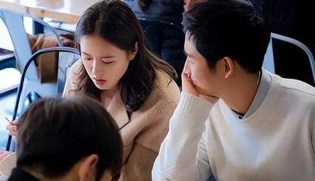 梦见和前男友结婚了，梦境背后的情感与心理解析