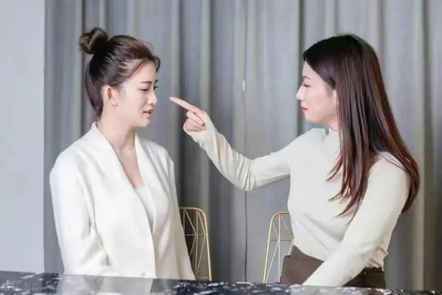 梦见与逝去父亲对话，心灵的慰藉与未竟的告别