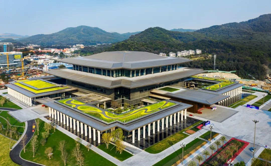 Exterior view of Baiyun International Convention Center