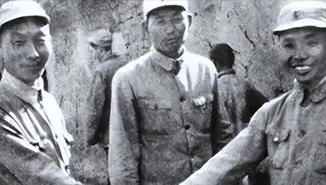 梦的启示，金色龙在天空翱翔的深层含义