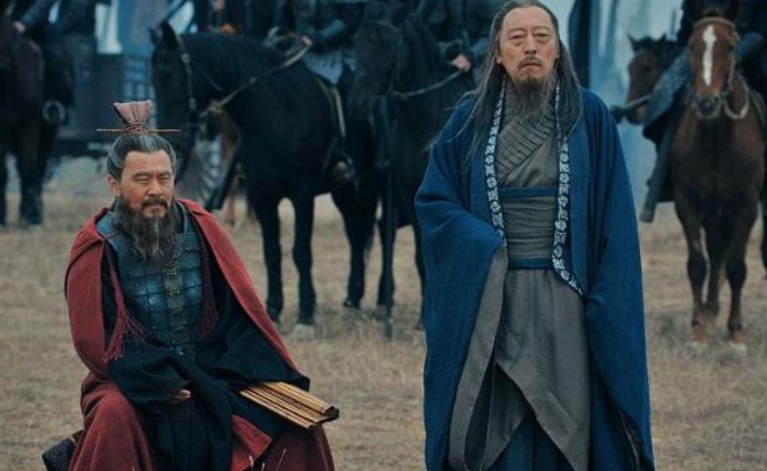梦境解析，为何最近梦见自己成为了一匹马，且与亲密友人共化为马？
