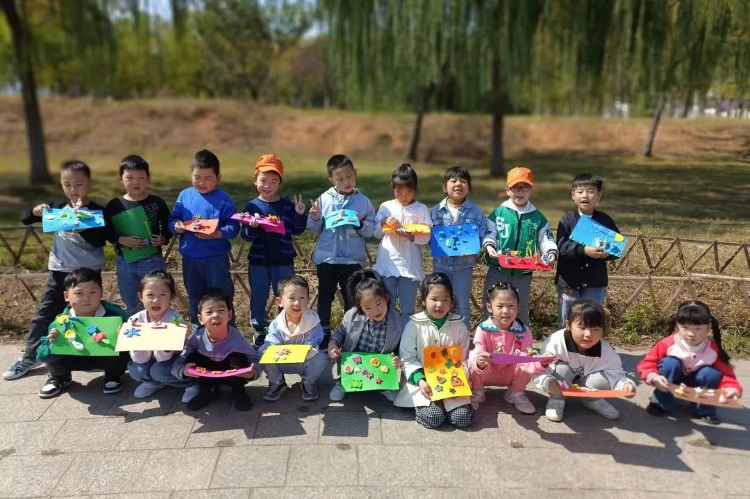 梦之深渊，与狮共舞——解析梦见狮子与我拥抱的神秘意象
