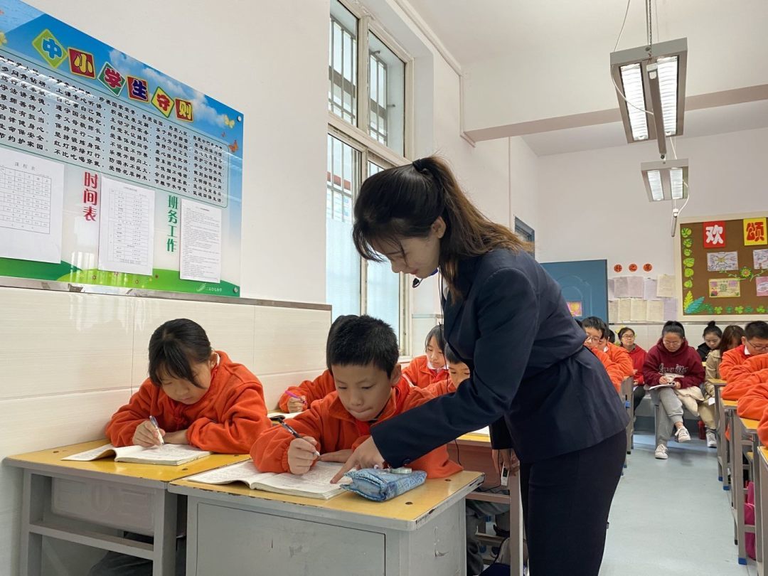 梦到好多水果，一场色彩斑斓的梦境解析