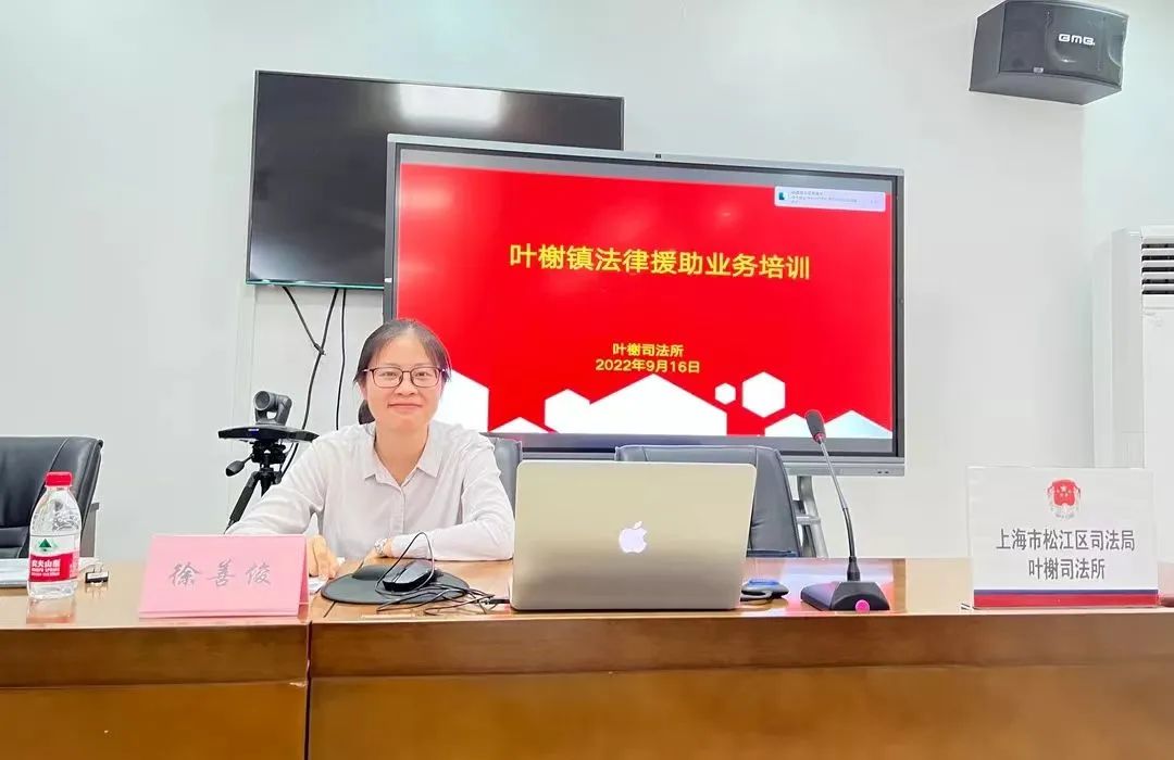 梦回往昔，解读梦见被去世的奶奶咬的深层含义