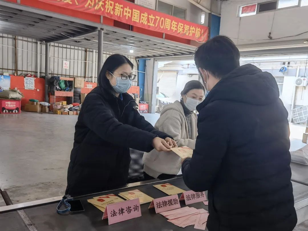 梦回往昔，解析梦到死去的爷爷躺在棺材里的深层含义